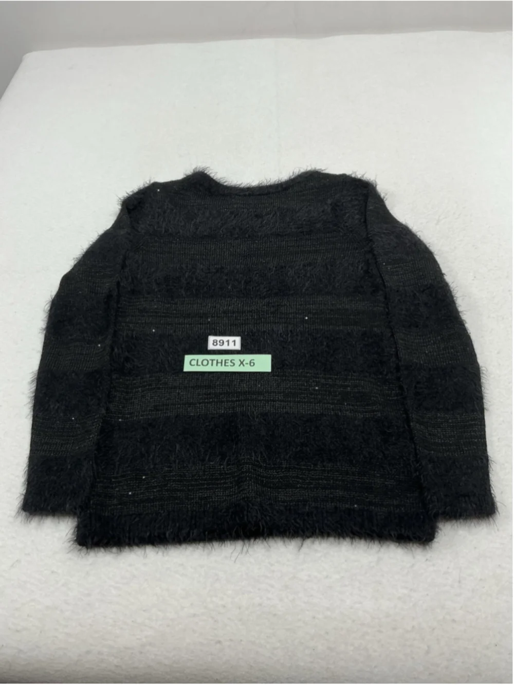Womans Excellent Loft Pullover Sweater Black SP Sparkly Long Sleeve